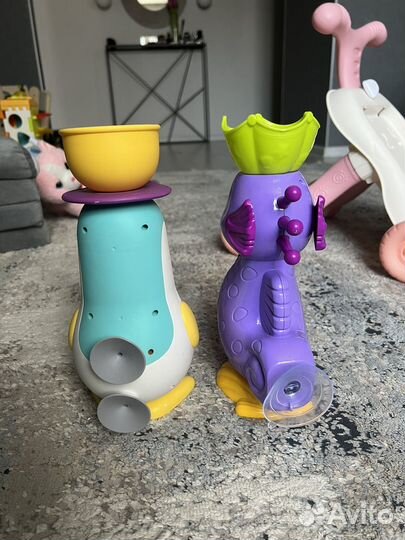 Игрушки для купания в ванной
