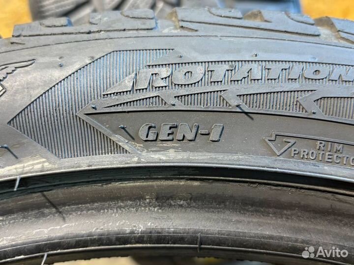 Goodyear UltraGrip Performance Gen-1 235/45 R20