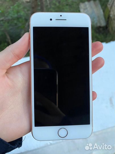 iPhone 8, 64 ГБ