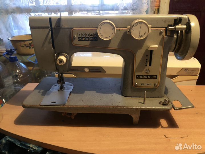 Швейная машина Чайка 3