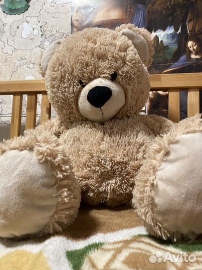 Плюшевый медведь