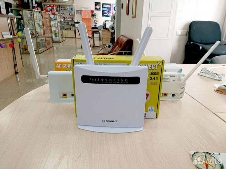 Wifi роутер с SIM картой.Интернет центр 4G