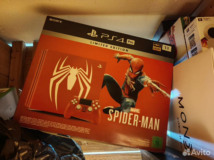 Sony PS4 PRO Spider man Limited edition
