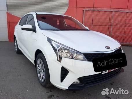 Дверь задняя правая на Kia Rio 4 2017-2023