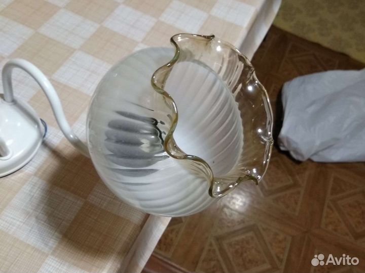 Светильники люстры бра