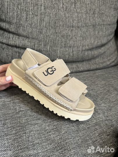 Сандалии женские UGG