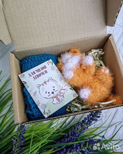 Вязаный котенок