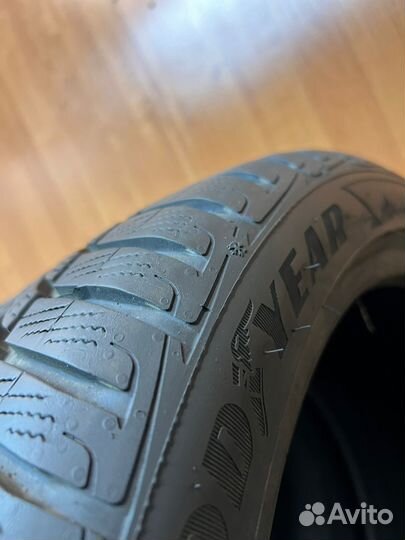 Goodyear UltraGrip Performance 245/40 R18