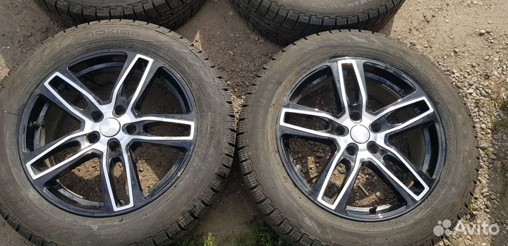 Зимние колеса на Toyota rav 4