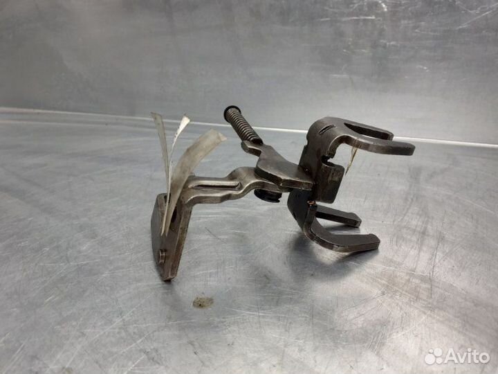 Вилка включения передачи Volkswagen Golf Iv/Bora