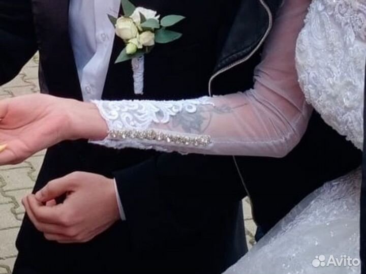 Свадебное платье