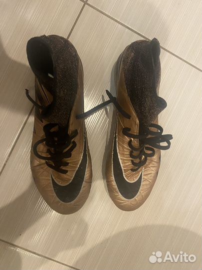 Бутсы Nike Hyper Venom Phantom II FG