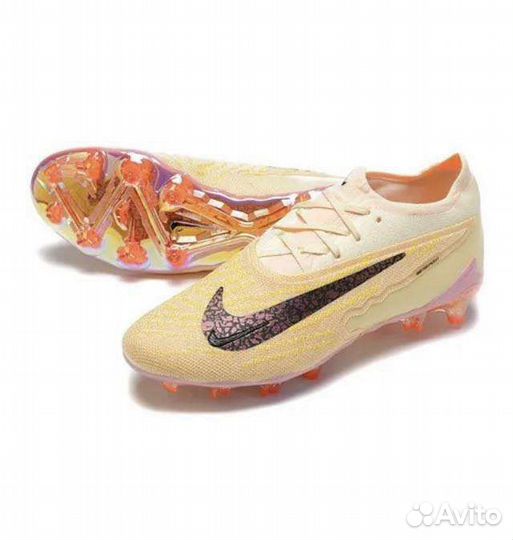 Футбольные бутсы nike phantom