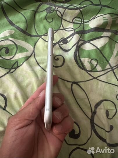 iPhone 8 Plus, 64 ГБ