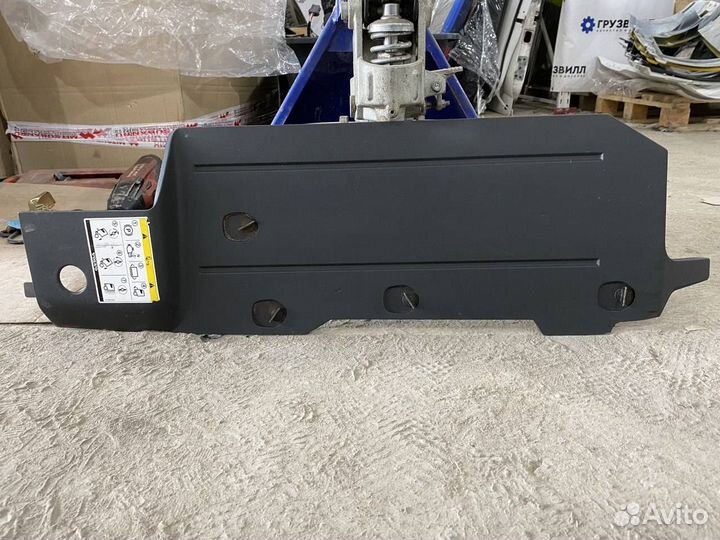 Крышка фары Volvo FH4 82448657