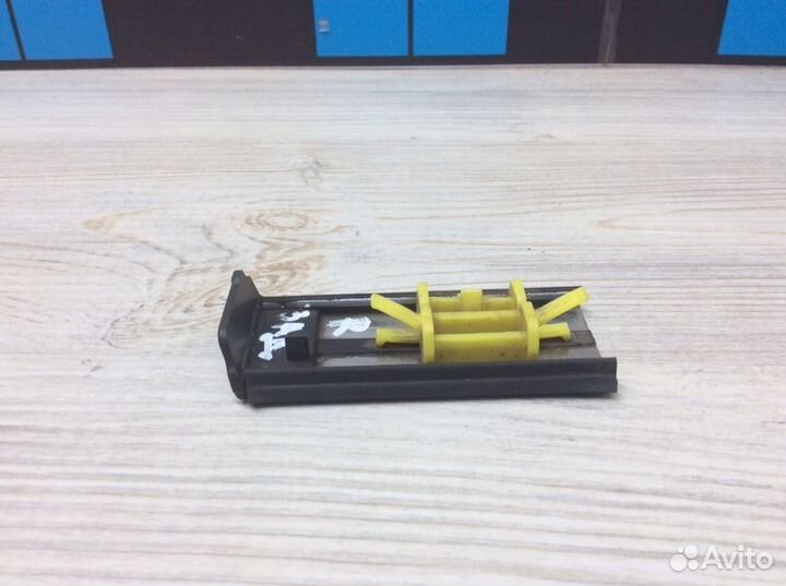 Молдинг крыши задний правый Hyundai Ix35 2010-2015