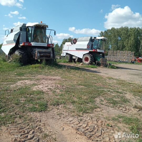 Комбайн Ростсельмаш Vector, 2008