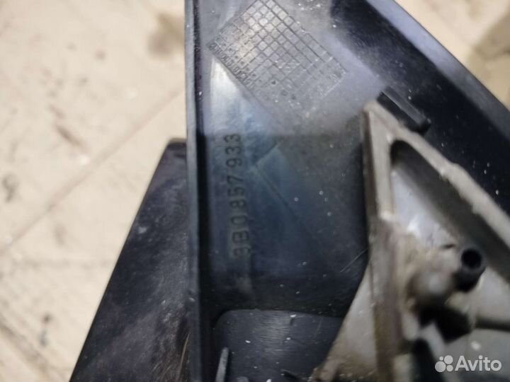 Зеркало левое Фольксваген Пассат В5 1997