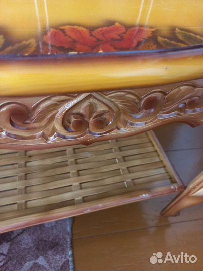 Журнальный столик из массива дерева