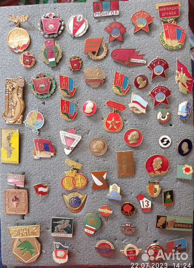 Значки СССР тяжелые иностранные