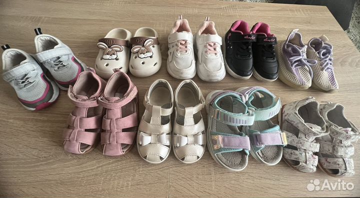 Обувь для девочки сандали кроссовки