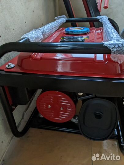 Бензиновый генератор