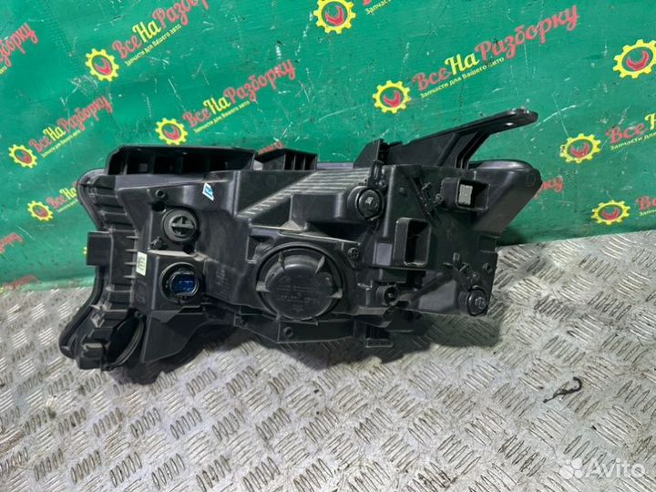 Фара правая Kia Sorento 2021