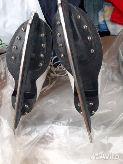 Продам фигурные каньки