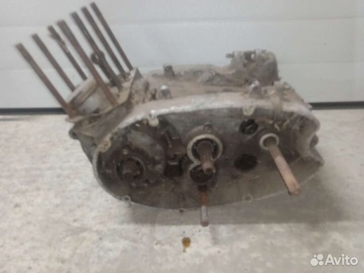 Мотоцикл СССР Иж Восход запчасти