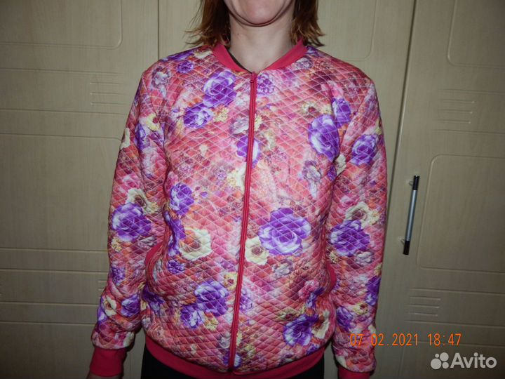 Бомбер женский новый