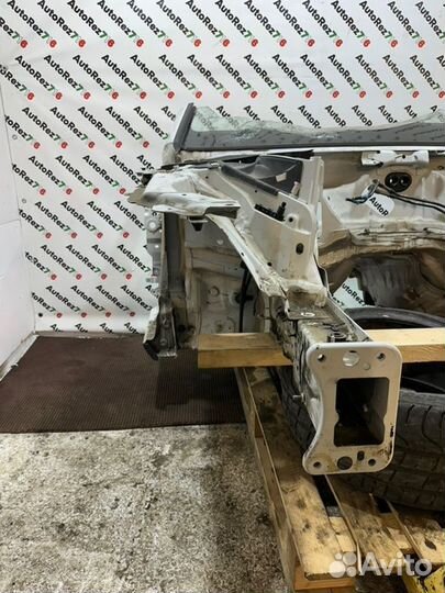 Лонжерон, четверть передний правый Audi A4 B9 2.0