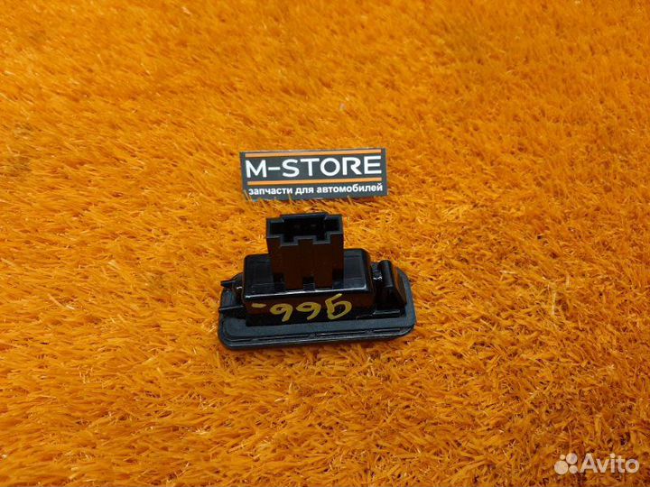 Подсветка номера задняя Mercedes-Benz C-Class W203