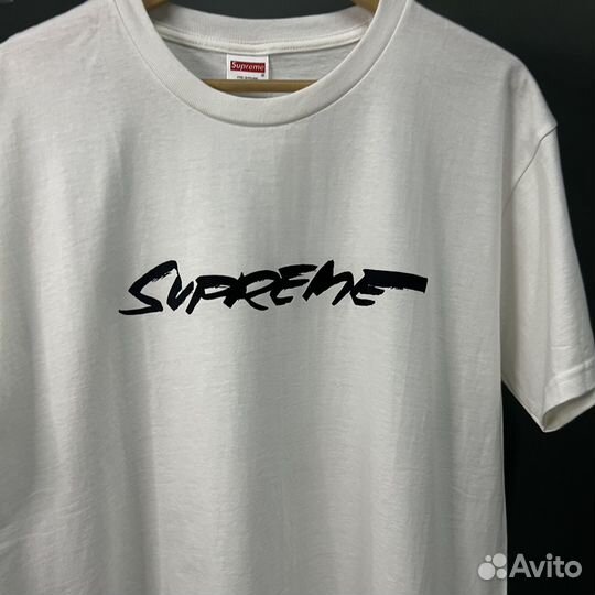 Футболка Supreme Week 1 Futura logo tee