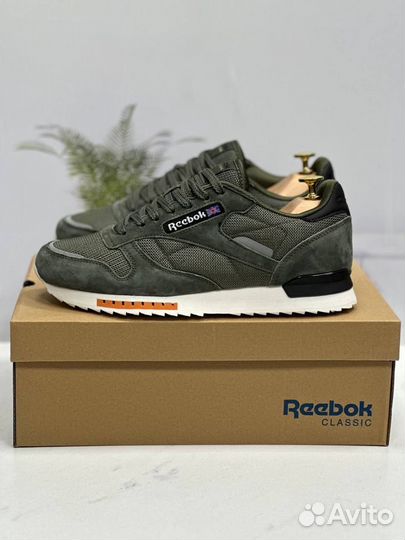 Кроссовки Reebok classic