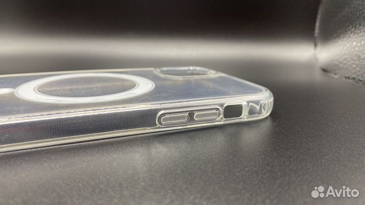 Чехол на iPhone 11 MagSafe