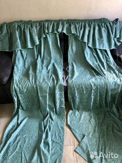Шторы изумрудные с ламбрекеном