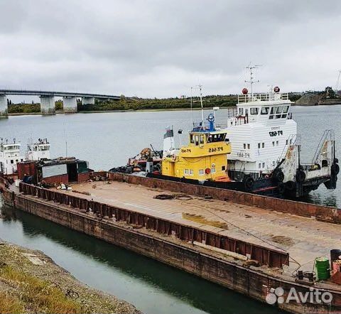 Перевозки водным транспортом баржи
