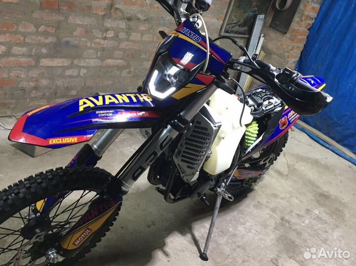 Мотоцикл Avantis Enduro 300 EFI Exclusive (NB300)