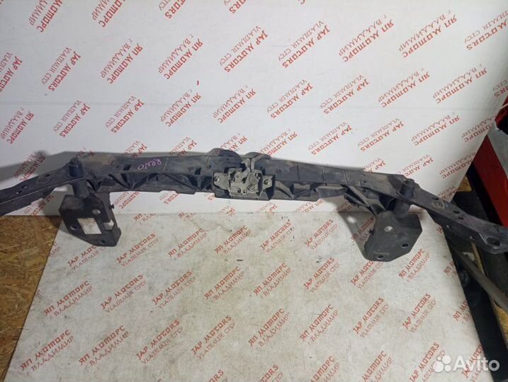 Рамка радиатора Renault Clio 3 Lutecia K4M 801