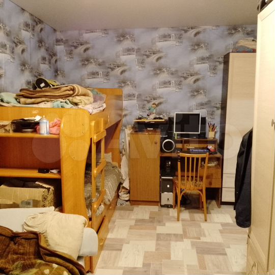 2-к. квартира, 44 м², 1/3 эт.