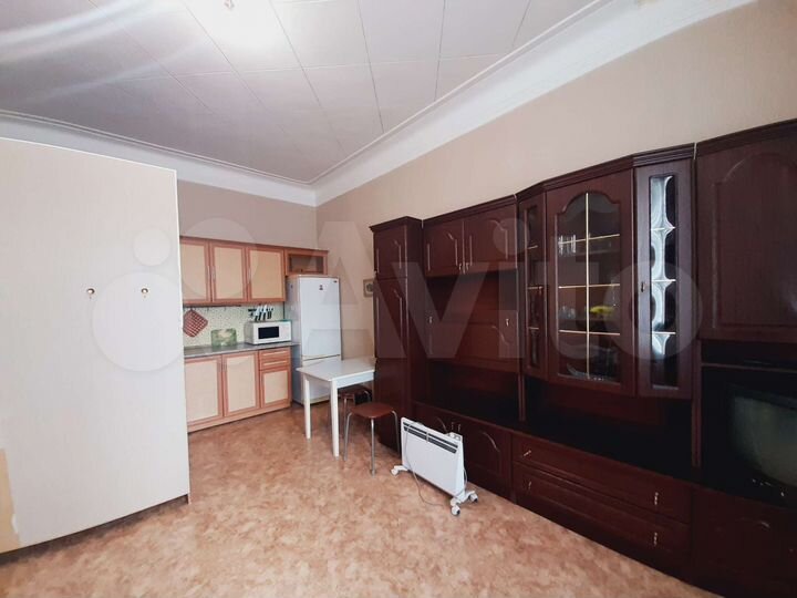 Комната 21 м² в 4-к., 2/4 эт.