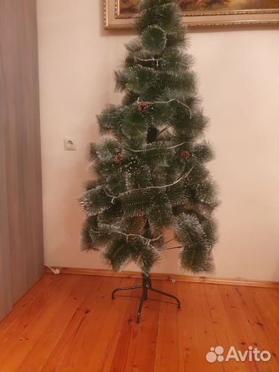 Ель искуственная