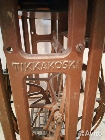 Швейная машина ножная