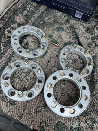 Проставки колесные 6х139.7