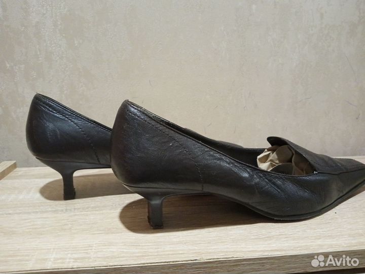 Туфли женские 39 размер кожаные