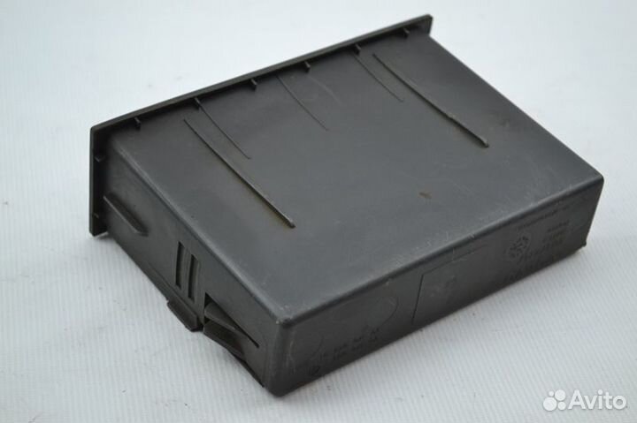 Ящик в торпеде, открытый volvo FH12 1-seeria (01.9