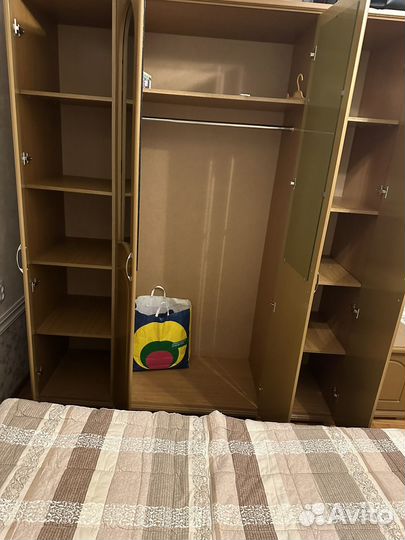 Спальный гарнитур