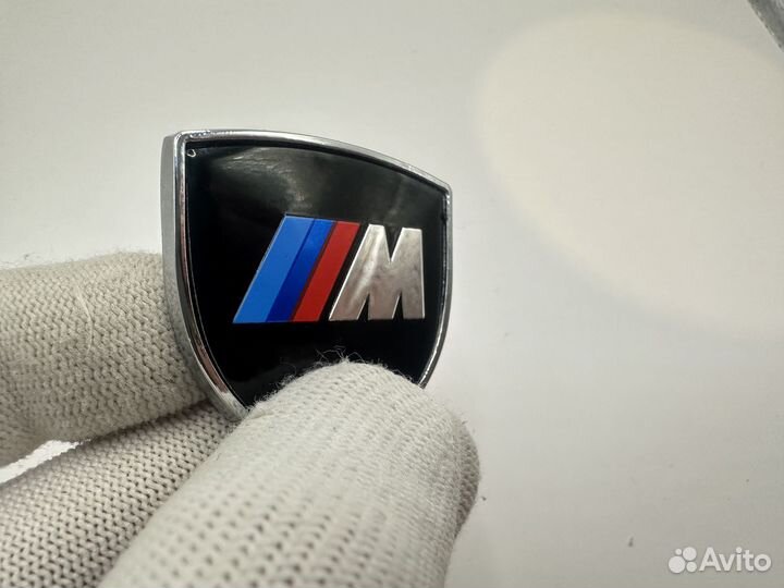 Шильдик BMW M