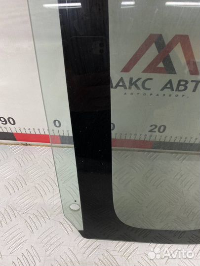 Б/У форточка багажника (стекло, собачатник) задний