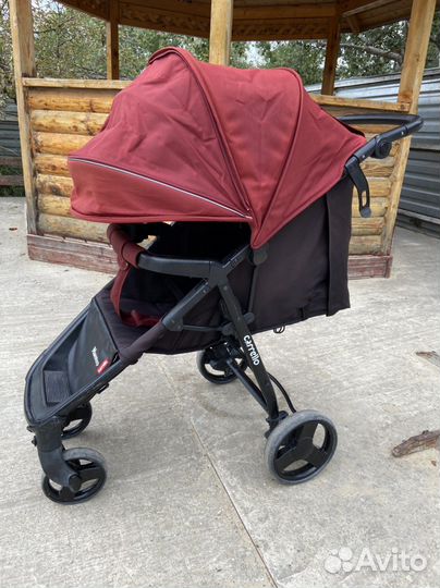 Прогулочная коляска Carrello Maestro